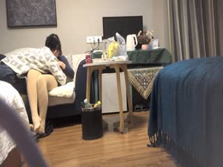 风情万种少妇,自己摆着逼求我插入